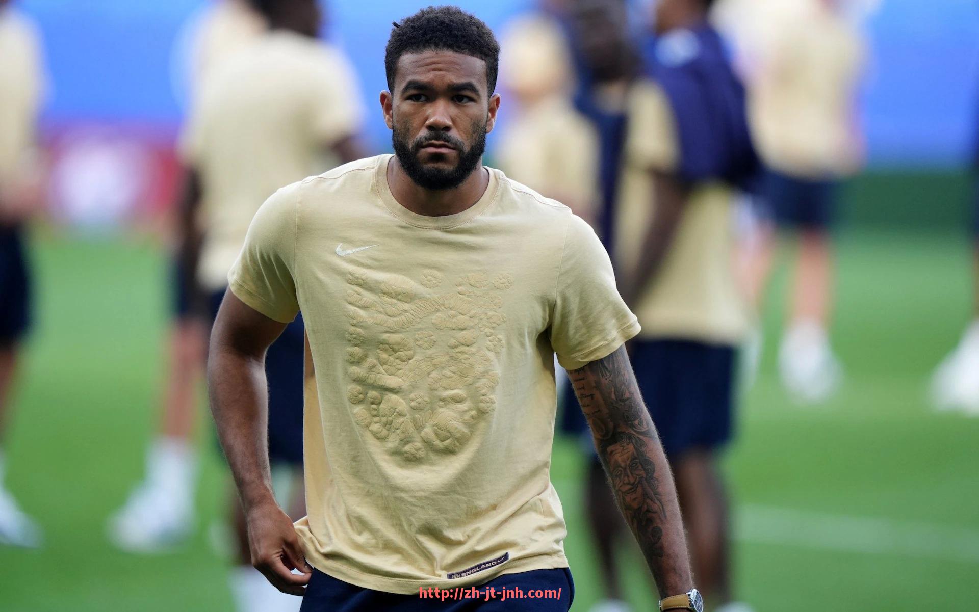 金年会体育-世俱杯年轻球员在首次亮相中展现出的惊艳表现详解